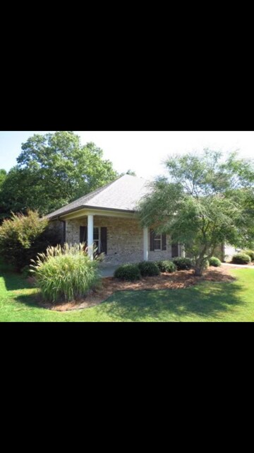 Building Photo - 154 Benelli Dr