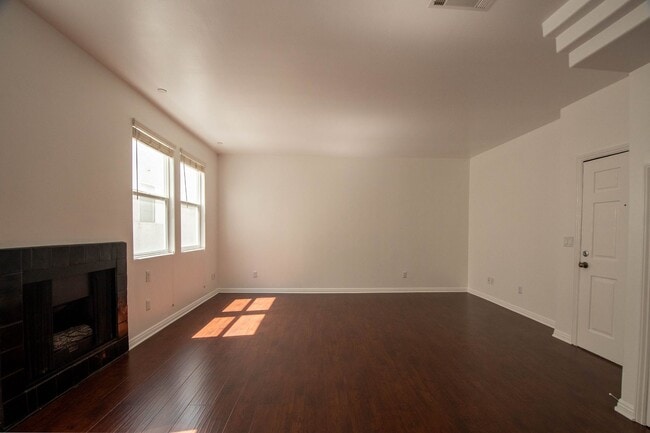 Building Photo - 4259 Dixie Canyon Ave