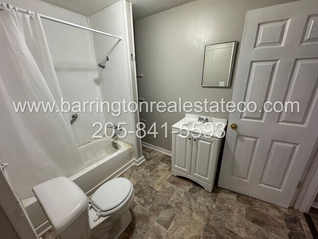 Foto del edificio - 1701 Hatchet Ave