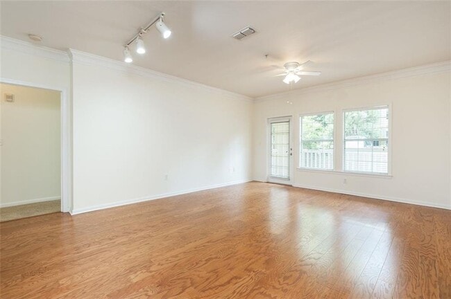 Building Photo - 3206 Westchester Ridge NE