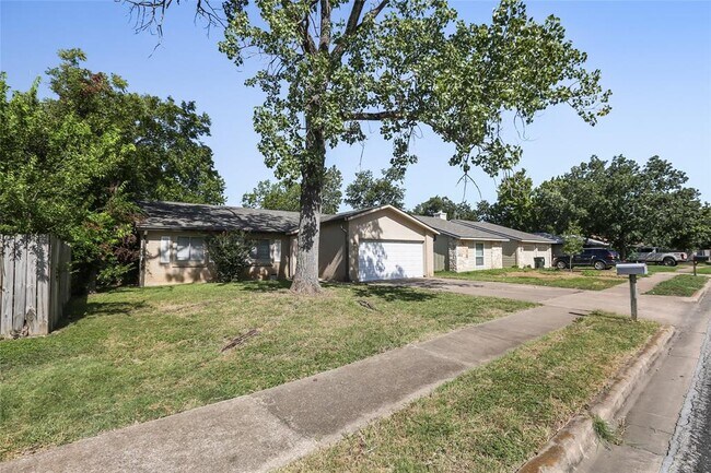 Foto del edificio - 10503 School House Ln