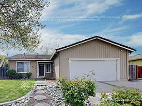 Building Photo - 743 Scottsdale Dr