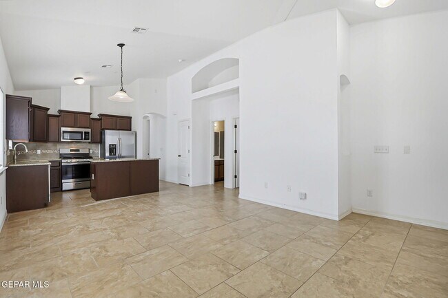 Foto del edificio - 14373 Tobe Davis Dr