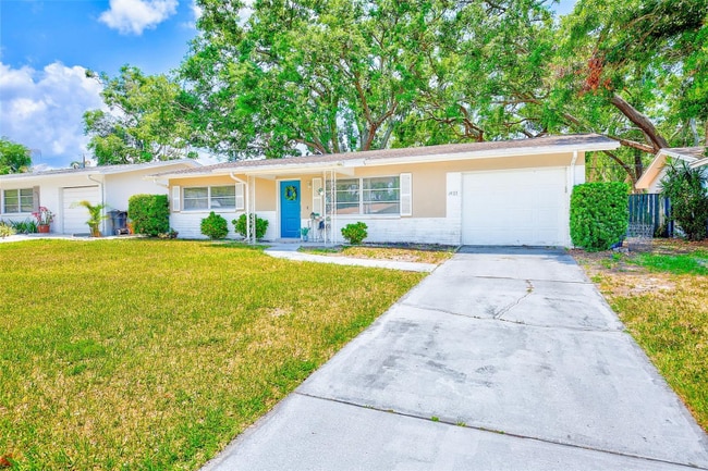 Foto del edificio - 1433 Spring Ln