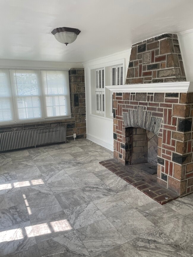 Building Photo - 2443 Yellow Springs Rd