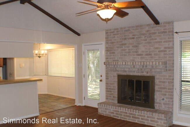 Foto del edificio - 3 br, 2 bath House - 1711 Forest Spring St