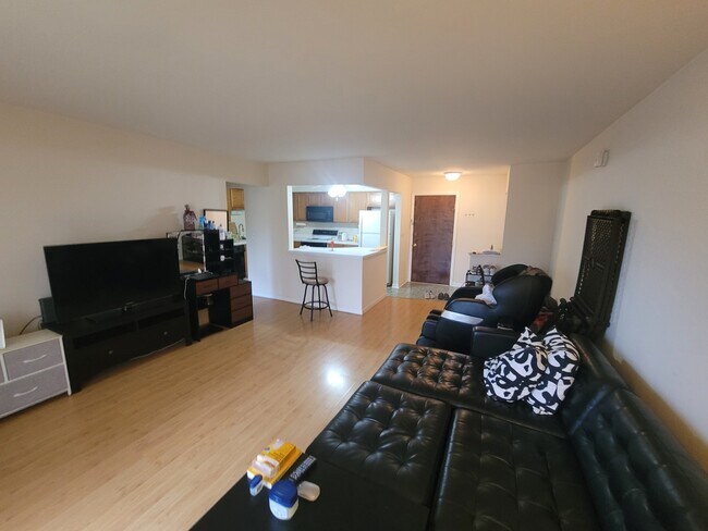 Foto del edificio - 2214 S Goebbert Rd