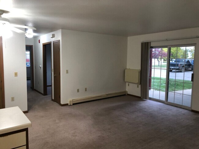 Foto del edificio - FIRST Months Rent FREE!