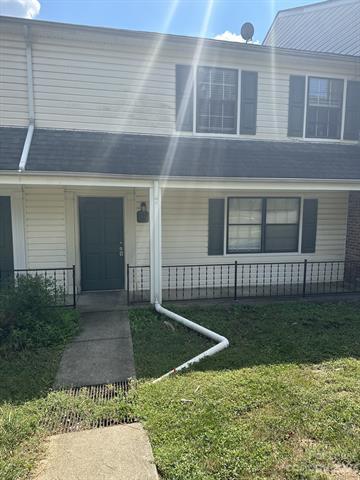 Foto del edificio - 8841 Hunter Ridge Dr