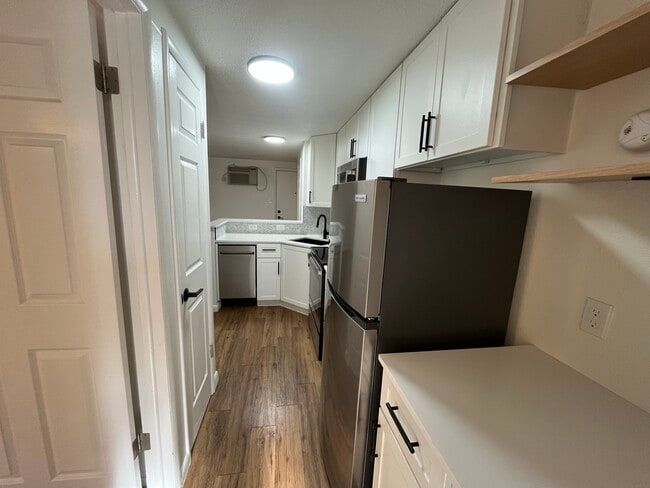 Building Photo - 165 S Clarkson St