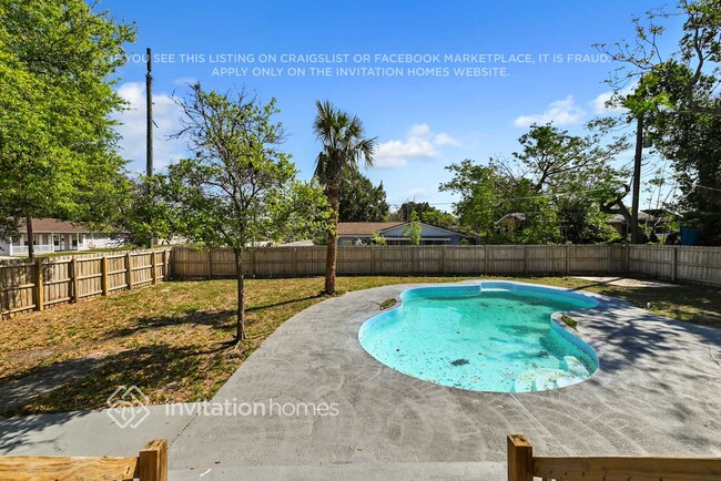 Building Photo - 2121 Oneta Ct