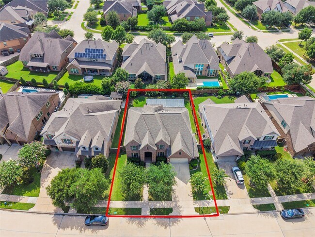 Foto del edificio - 2822 Juniper Pines Ln