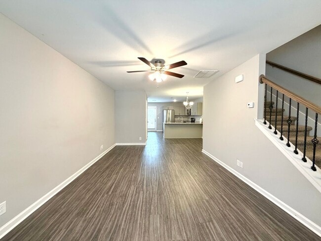 Building Photo - 235 Woodland Vly Ln