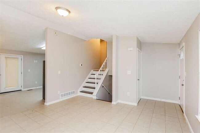 Building Photo - 2079 Singer Way
