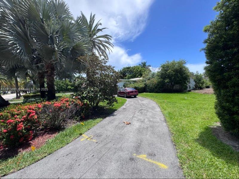 Building Photo - 201 Golden Beach Dr