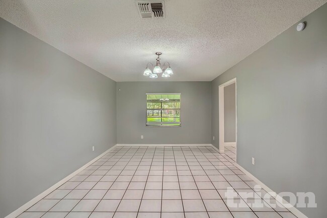 Foto del edificio - 1601 N Wills St