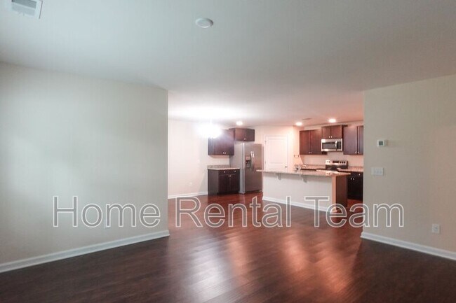 Foto del edificio - 44 Hawkhorn Ct