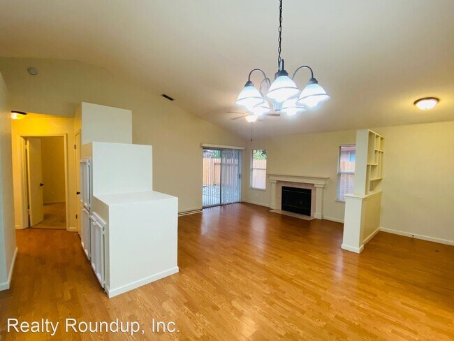 Foto del edificio - 3 br, 2 bath House - 8605 Willow Vista Ct