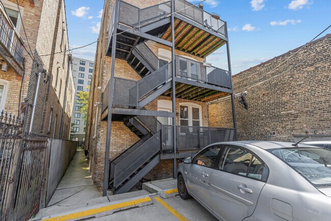 Building Photo - 2052 N Campbell Ave
