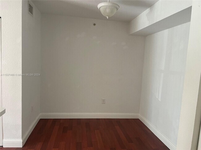 Building Photo - 15440 SW 284th St