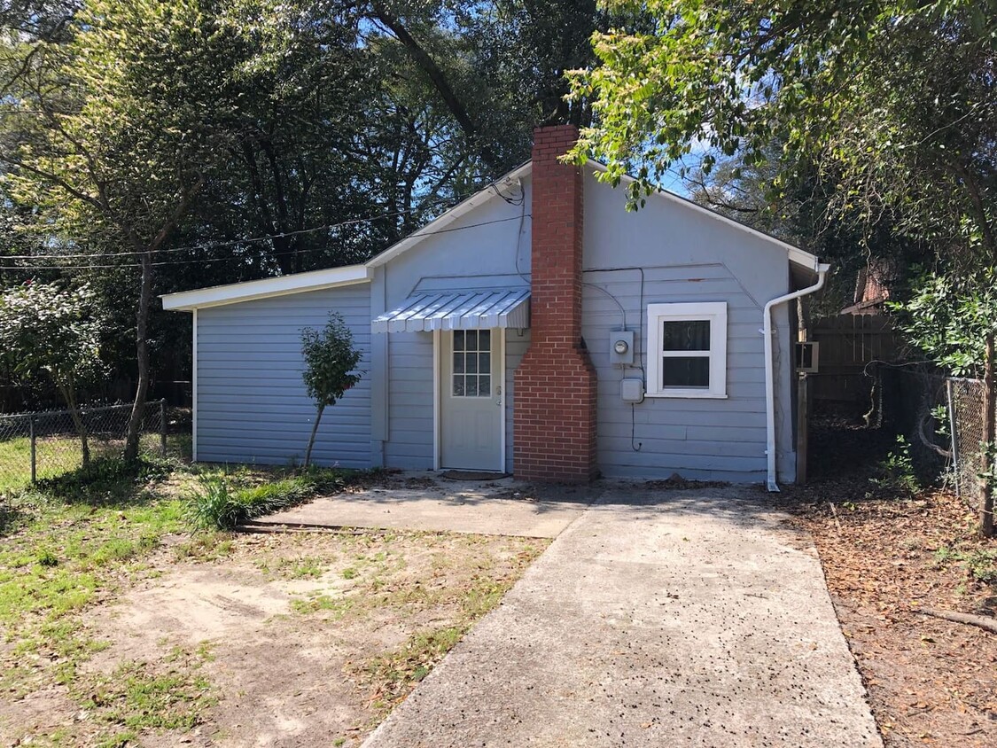 Foto principal - 1525 Stovall St