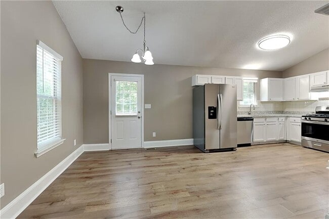 Building Photo - 318 Bakers Bridge Cir