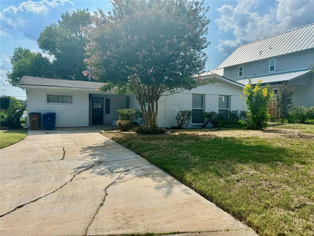 Primary Photo - 3800 Tower View Ct