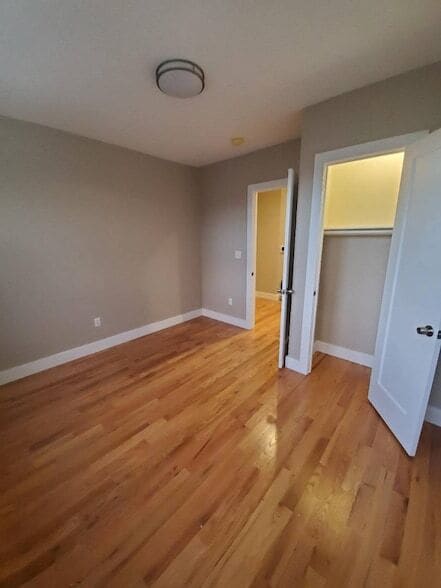 Building Photo - 58-61 54th Street Unit 2