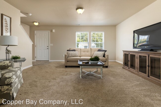 Building Photo - 14677 White Pine Ridge Ct