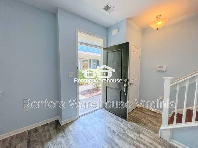 Building Photo - 2514 Leytonstone Dr