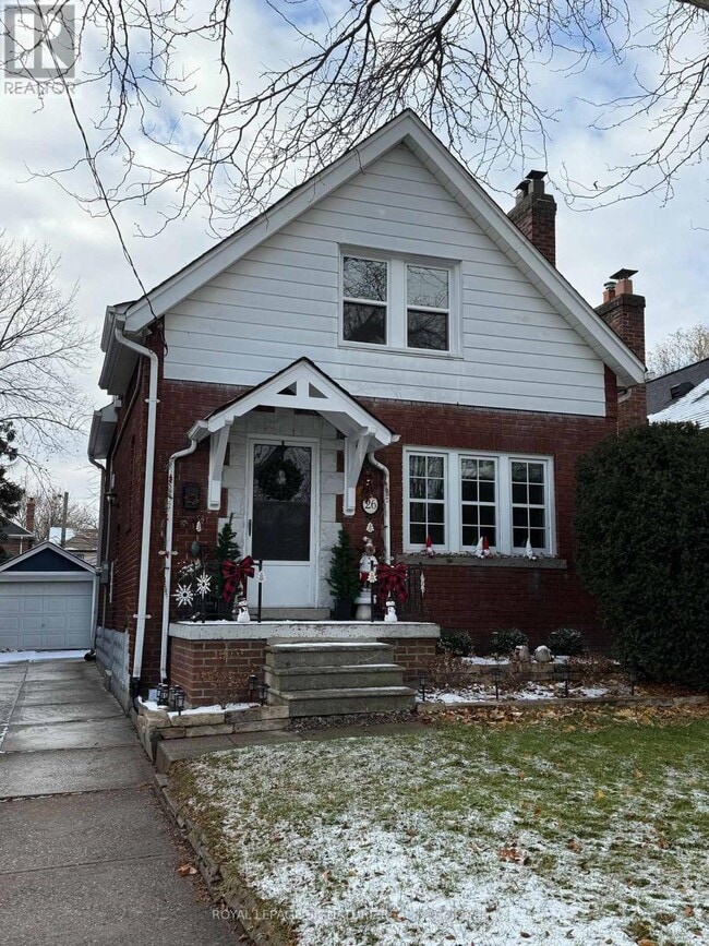 Building Photo - 26 Tenth St