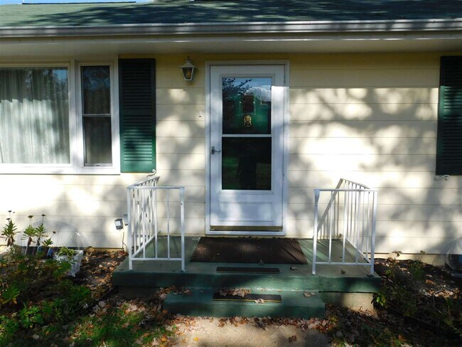 Building Photo - 1095 Zion Hill Rd