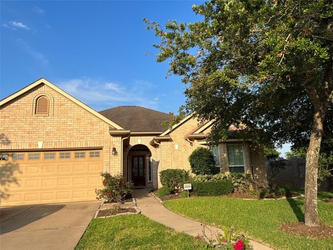 Building Photo - 2035 Edenfield Ln