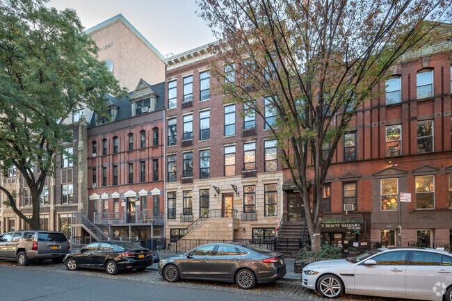 Foto del edificio - 220-222 W 135th St