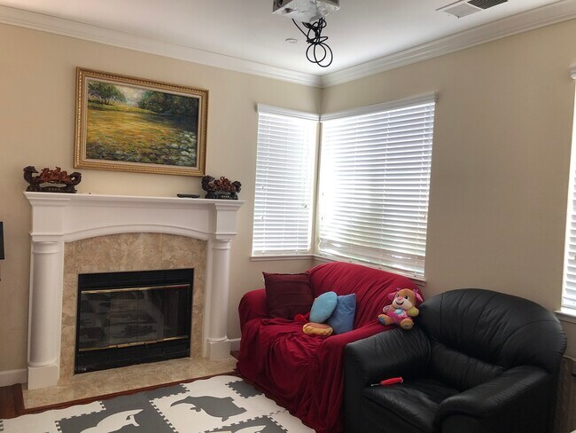 Foto del edificio - 1571 Mission Springs Cir