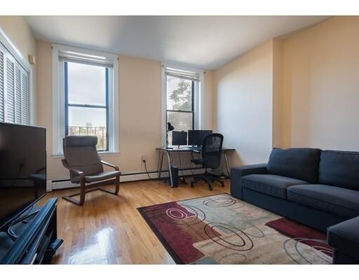 Building Photo - 362 Commonwealth Avenue