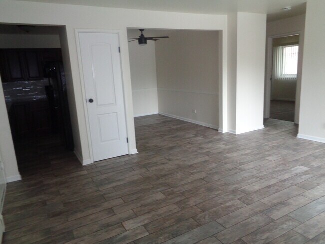 Foto del edificio - 4809 W Engle Rd