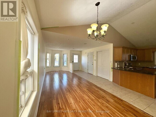 Photo du bâtiment - 62 Briarose Pl