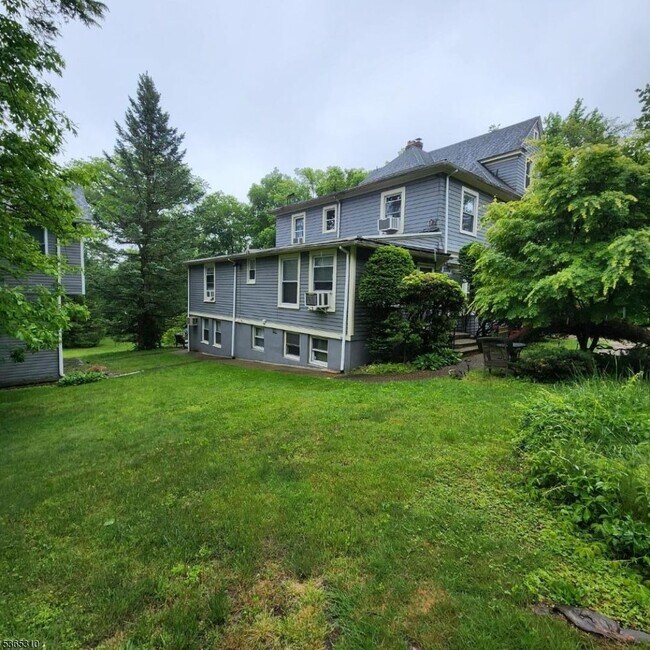 Foto del edificio - 1283 Valley Rd