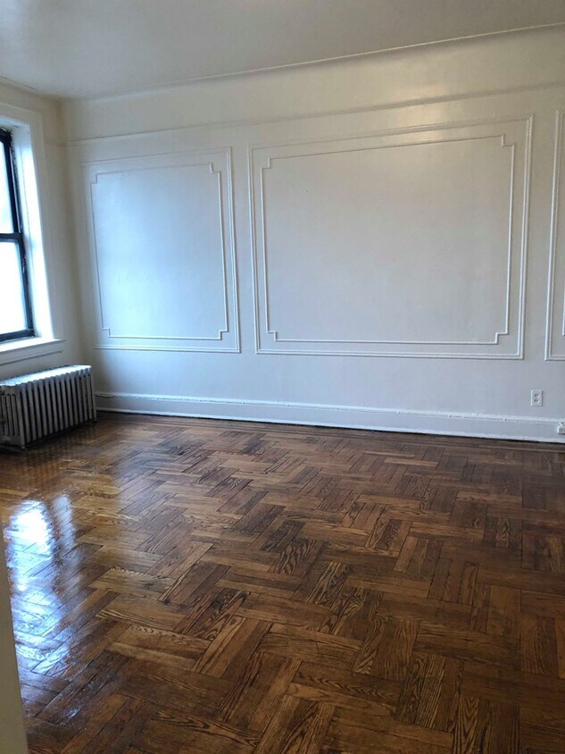 Foto principal - 7911 5th Ave
