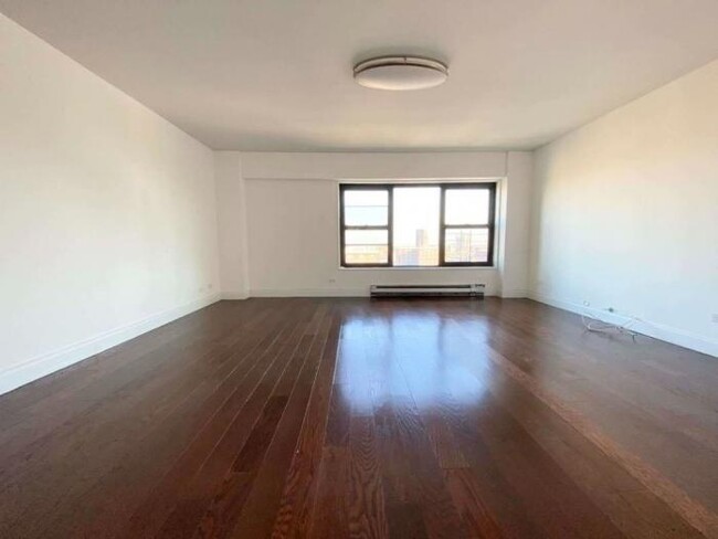 Foto del edificio - 5 bedroom in New York NY 10027