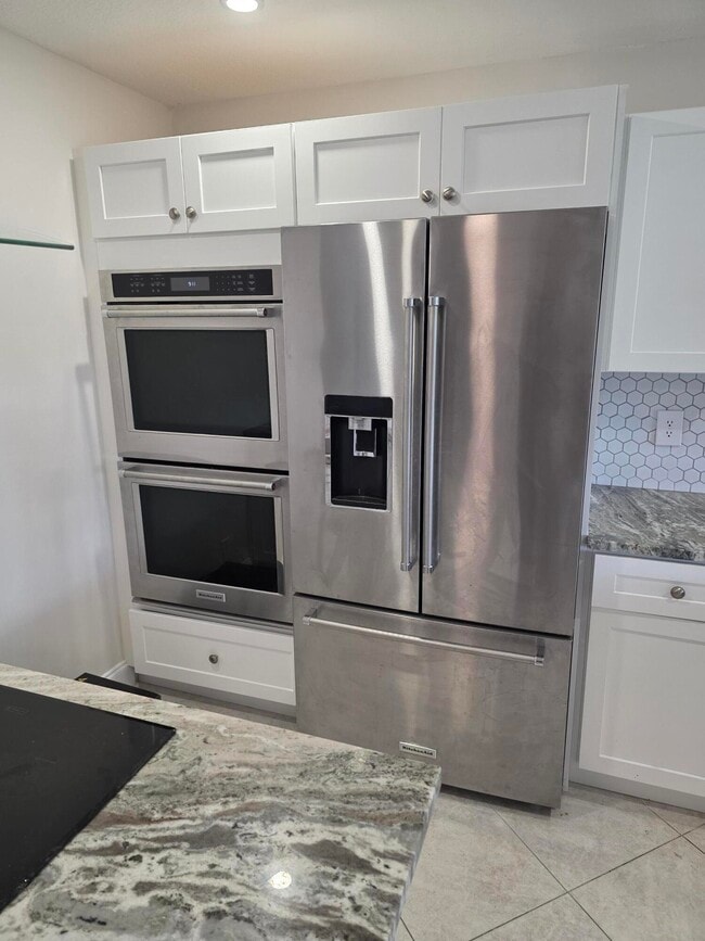 Building Photo - 14243 El Clavel Way