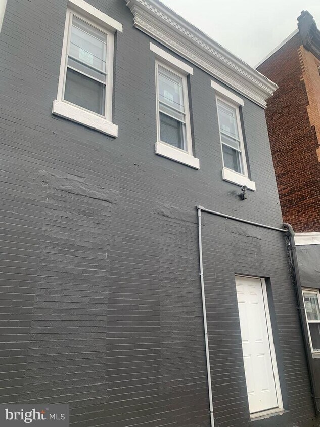 Foto del edificio - 1770 N Mascher St