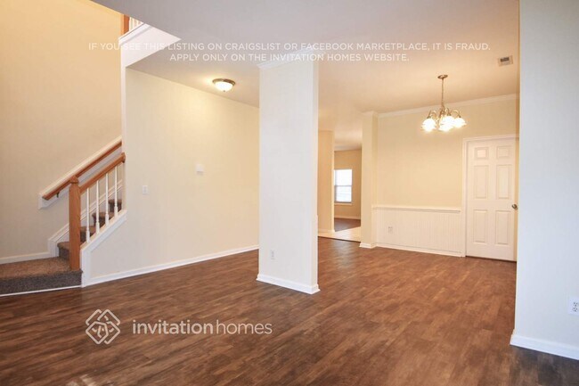 Foto del edificio - 2817 Buggy Whip Ct