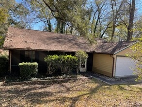 Building Photo - 2509 Arthurs Ct Ln