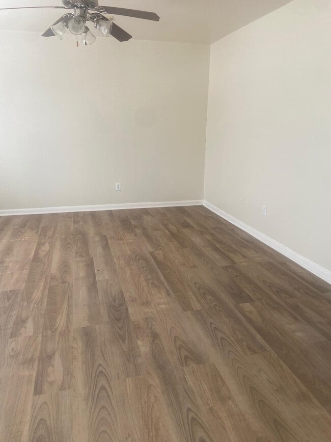 Building Photo - 9623 Eagle Eye Ln