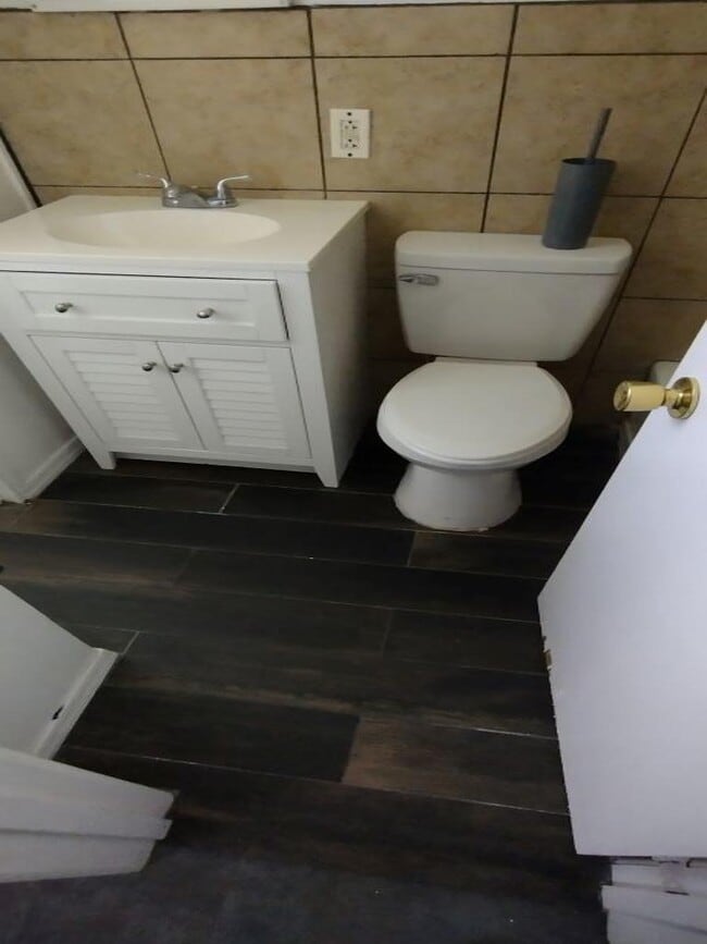 Foto del edificio - 204-206 Dewald St