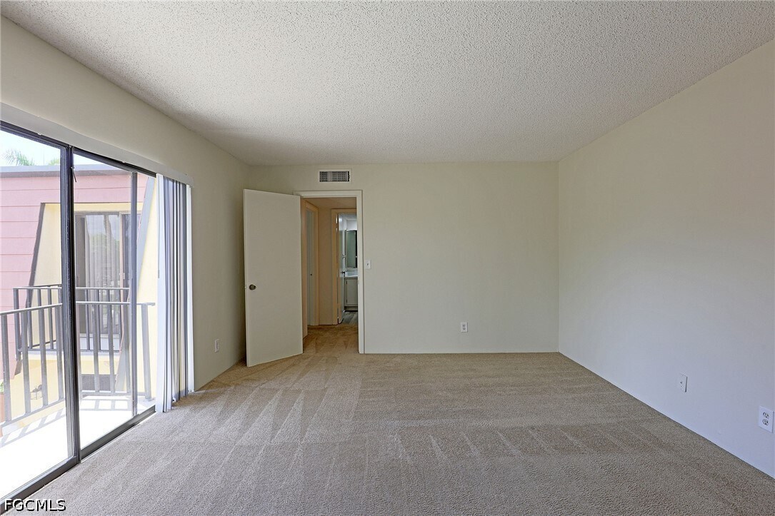 Foto del edificio - 1556 Park Meadows Dr