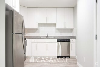 Building Photo - 7914-7174 174 Ave NW