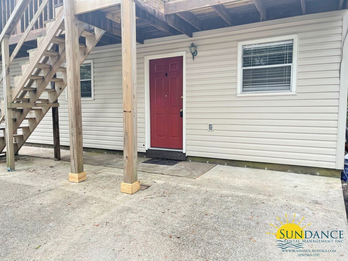 Foto principal - Quaint 2 Bedroom Unit in Fort Walton Beach
